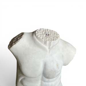 Design traditionnel fait main de forme féminine éternelle - Product Image 4