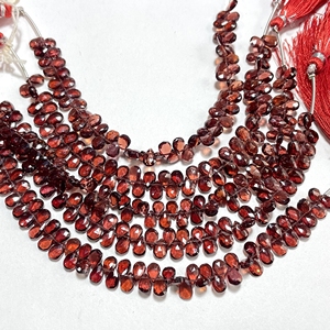 Alta calidad rojo Mocambique granate facetado pera Briolette cuentas forma de almendra cuentas de piedras preciosas venta al por mayor tienda de cuentas de piedra - Product Image 4