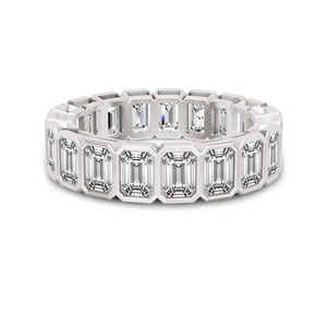 Bague Éternité à Sertissage Clos en Or Massif 14K, Diamant de Laboratoire Émeraude 2.00 Ct Tw, Couleur FG, Pureté VS, Coupe Étagée, Modèle Statement - Product Image 1