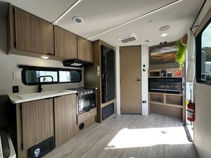 Nouvelle caravane de camping F-o-r-e-s-t R-i-v-e-r F-s-x 260RTK 2026 à vendre - Product Image 3