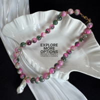 Collier ras du cou élégant en perles de pierres précieuses colorées faites à la main avec perles d'eau douce Collier à breloques Seastar plaqué or pour femmes