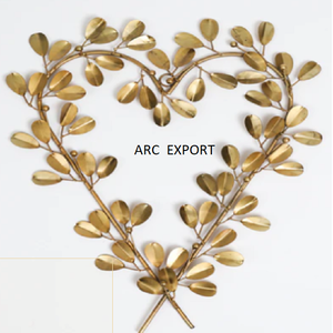 Art mural design fantaisie doré avec décoration en forme de coeur Art mural perlé de luxe unique et élégant au prix de gros - Product Image 1