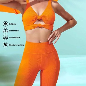 Ensemble legging d'entraînement pour femmes 3 pièces, solide et écologique, sans couture, hautement extensible, avec logo à manches longues, trous pour les pouces, ensemble de yoga - Product Image 3