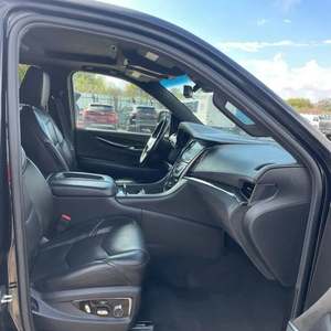 Cadillac Escalade Platinum 4WD 2017 - Product Image 3