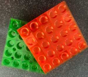 Blíster de barrera extra alto redondo de diferentes colores probablemente hecho de plástico o PVDC - Product Image 1