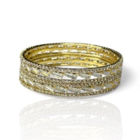Conjunto de Brazaletes de Perlas con Corte Esmeralda de Primera Calidad, Acabado Dorado, Resistente al Deslustre, Moderno, Listo para Enviar