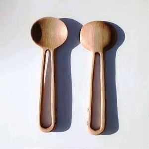 Cucharas de madera estampadas marrones Servidores de ensalada de madera de mango Juego de 2 SERVIDORES DE ENSALADA DE MADERA JUEGO DE 2 HECHO A MANO ÚNICO KETCHENWAR - Product Image 3