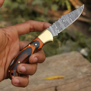 Venta al por mayor de cuchillos plegables de acero Damasco de alta calidad con mango de madera para caza al aire libre con 1 año de garantía - Product Image 5