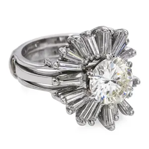 Anillo de Compromiso Vintage con Diamante Cultivado en Laboratorio de Platino, Corte Brillante Redondo y Certificación IGI, 3.51tcw, Chapado en Oro - Product Image 3