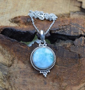 Colgante clásico de plata sólida 925, joyería para mujer, Plata de Ley 925, piedra preciosa Larimar, estilo bohemio, colgante hecho a mano, regalo para mamá - Product Image 4