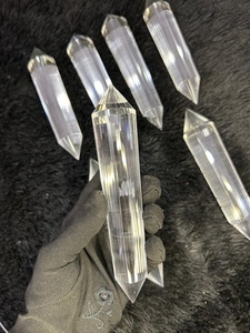 Varita de Cuarzo Transparente Natural de 24 Caras con Doble Punta, Tallada y Pulida a Mano, para Sanación Espiritual, Venta al por Mayor de Fábrica - Product Image 3