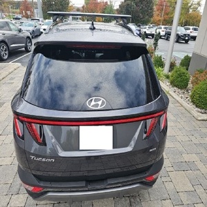 Hyundai Tucson Limited 2023, transmission automatique, transmission intégrale, titre propre, sans accident, faible kilométrage, prêt à être expédié - Product Image 3