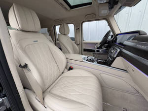 ใช้อย่างประณีต2023 Mercedes-Benz G-Class AMG 63 4x4กำลังสอง25K - Product Image 6