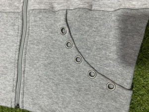 Camiseta de manga corta acanalada de fibra de bambú/algodón Atlético ligero para hombre, sudadera ultrafina con cremallera y logotipo personalizado 1/4 de secado rápido - Product Image 4