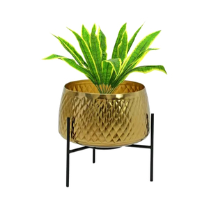 Maceta de metal dorado con soporte para restaurante, hotel, decoración del hogar al mejor precio de la India - Product Image 1