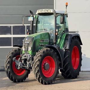 รถแทรคเตอร์ทางการเกษตร300พรีเมี่ยมที่ได้รับการออกแบบมาเพื่อผลิตภาพและประสิทธิภาพที่น่าเชื่อถือ - Product Image 3