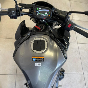 Motocyclettes Kawasaki Z900 Streetbike haute performance - Product Image 3