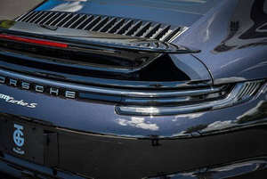 Porsche 911 Turbo S Coupé 2022 standardisé, prêt à être expédié - Product Image 2