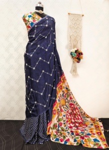 Exclusivo Sari Indio Tradicional de Satén Georgette de Seda, Elegante Sari para Novia, Bodas, Festivales, para Fiestas de Invierno y Verano - Product Image 2