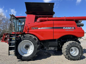 Moissonneuse-batteuse agricole d'occasion Case IH 7240 – Livraison rapide disponible, tous modèles à bas prix à vendre - Product Image 6