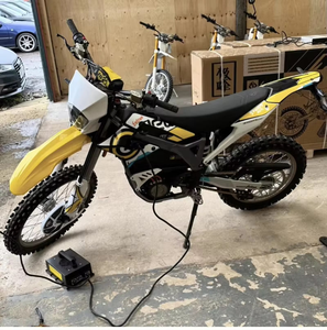 Gran Descuento en la Bicicleta Eléctrica Storm Bee con Motor Trasero de 21kW, 3 Velocidades, Cuadro de Aluminio, 12 Meses de Garantía y Batería de Litio de 90V - Product Image 2