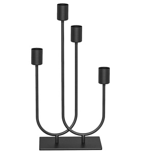 Soporte de vela de base rectangular de cuatro cilindros negro moderno con acabado metálico confiable para decoración interior de Navidad - Product Image 1