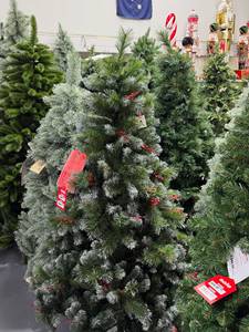 Árbol de Navidad Artificial de PVC con Aspecto de Pino, Preiluminado, Delgado, de 6 pies, con Base y Luces Blancas Cálidas, de Best Choice Products - Product Image 6
