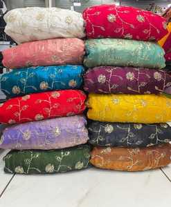 Tissu en maille brodée Fendy, respirant, pailleté, de qualité supérieure, poids moyen, production de vêtements de luxe, vêtements de soirée - Product Image 4