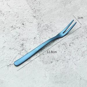 Ensemble de vaisselle en acier inoxydable de qualité supérieure avec finition miroir bleu pour un usage quotidien à la maison, des dîners formels, des restaurants et des hôtels en provenance d'Inde - Product Image 4