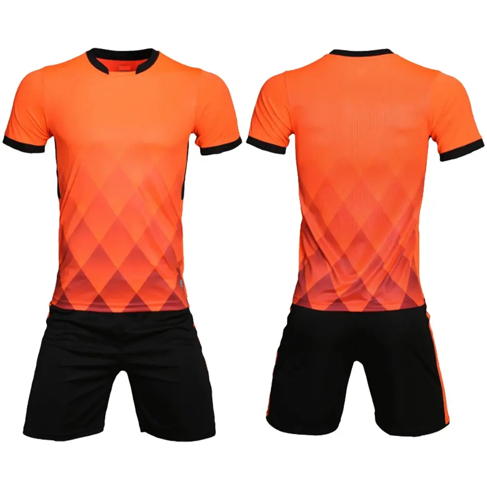 カスタマイズされたロゴクイックドライサッカーユニフォームセットサッカースポーツは高品質のサッカーユニフォームを着用