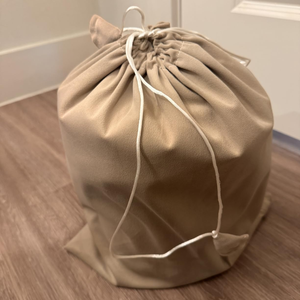 Vente en gros d'urnes décoratives en bois naturel faites à la main pour la crémation des cendres humaines urne funéraire fabriquée au Vietnam - Product Image 4