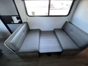 Nuevo 2026 Keystone Coleman 23B Autocaravana para camping - Product Image 2