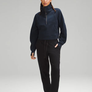 Dernier design de sweat à capuche pour femme, demi-zip, tendance, en tricot polaire, pull à demi-zip, sweat à quart de zip, poches, broderie - Product Image 3