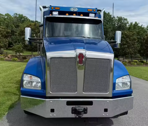 Camión Volquete Kenworth T880 de Tres Ejes Usado, Modelo 2021, de Servicio Pesado - Paccar 485HP 8L Manual 18' Volquete, Envío Rápido - Product Image 2