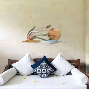 Décoration murale en métal moderne faite à la main d'inspiration côtière avec portrait Design abstrait multi-tons Art mural écologique - Product Image 4