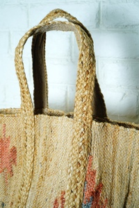 Sac fourre-tout bohème en jute tissé avec broderie, motif uni, sac à bandoulière écologique pour femme, idéal pour les voyages et l'usage quotidien en toutes saisons - Product Image 3