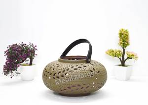 Lanterne de qualité supérieure faite à la main de style vintage suspendu à chaud avec poignée en cuir lanterne à l'aspect classique revêtue de poudre T-Light Votive Holder - Product Image 2