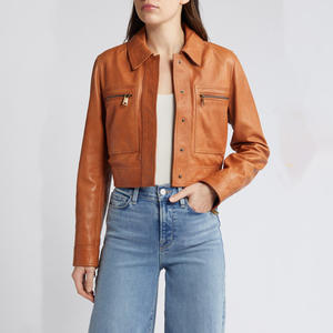 Veste bomber en cuir véritable pour femmes, respirante, broderie, poches zippées sur la poitrine, prix d'usine, vente en gros - Product Image 2
