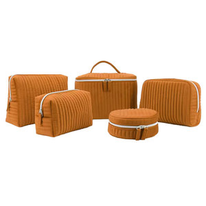 Bolsas de cosméticos acolchadas de viaje al por mayor 2024 con logotipo personalizado de alta calidad hechas en Vietnam - Product Image 6