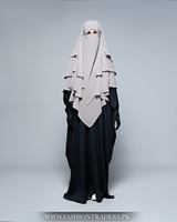 Robe Hijab Modeste Musulmane en Chiffon/Polyester Gris à Cinq Couches, Respirante, Faite à la Main, à Manches Courtes, en Laine, par Fashion Traders