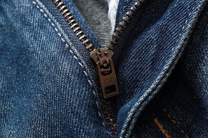 Pantalones vaqueros cortos para hombre de alta calidad, nuevos pantalones cortos de mezclilla rasgados de diseño personalizado para hombre con aspecto desgastado - Product Image 4