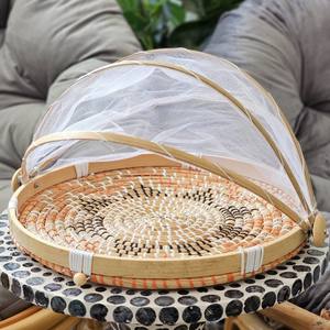 Accessoires de cuisine de luxe, couvercle alimentaire rond en jonc de mer, plateau alimentaire en paille de raphia avec couvercles en filet - Product Image 4