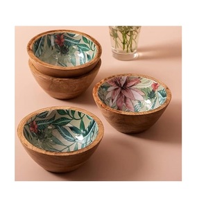 Bol en bois émaillé avec autocollant pour servir, mélanger, salade, soupe, fruits, bol à salade en bois d'acacia fait à la main, personnalisé - Product Image 1