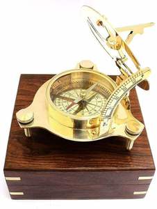 Reloj de sol Vintage antiguo hecho a mano personalizado brújula peso de papel Ideal para coleccionistas marítimos decoración del hogar Brújula de reloj de sol de latón - Product Image 3