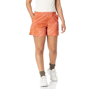 Pantalones cortos deportivos de mujer de cintura alta con logotipo impreso personalizado de talla grande con tela suave que absorbe la humedad - Product Image 1