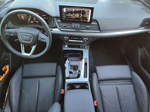 2025 Au di Q5 2.0T Premium avec commodité Plus Package Neat - Product Image 2
