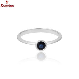 Anillo de piedras preciosas teñidas de esmeralda de Plata de Ley 925 sólida de banda simple clásica - Product Image 5