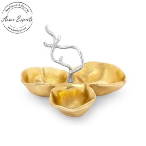 Bol de citrouille doré de luxe avec motif de feuilles Plat de service décoratif aux fruits et aux noix Parfait pour la décoration de table de fête - Product Image 5