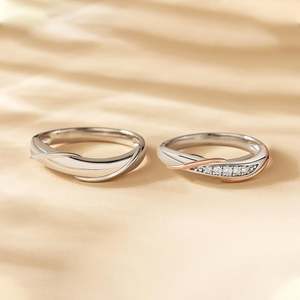 แหวนแต่งงานคู่รักแบบเกลียว เจลูเลีย คลาสสิค ชุบโรเดียม เงินสเตอร์ลิง - Product Image 6
