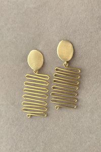 Boucles d'oreilles pendantes personnalisables de haute qualité en laiton plaqué or de style vintage tendance, élégantes pour les mariages, mode spéciale à clipser - Product Image 2